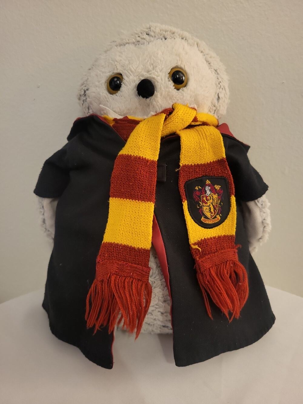 Build A Bear Hedwig Owl HARRY POTTER Gryffindor scarf and House Robe 13 inch